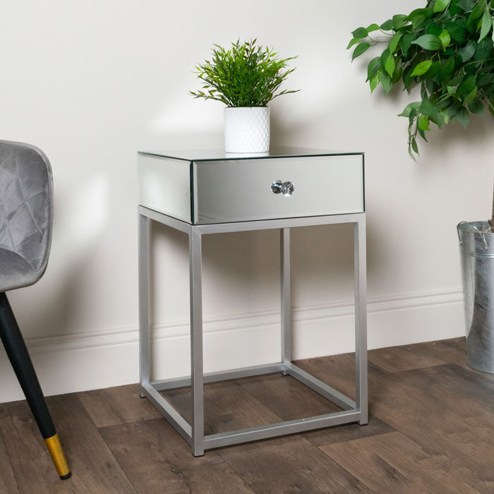 Stylish Mirrored End Table with Drawer