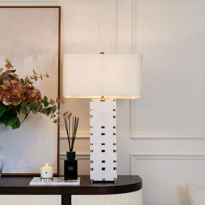 Katie Bleu Sia Table Lamp