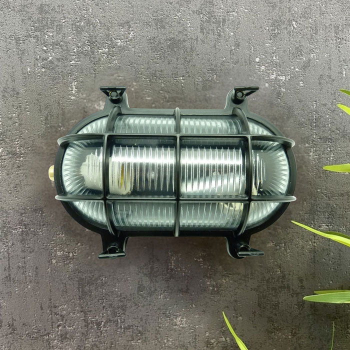 Navigator Large Standard Bulkhead in Black 09014