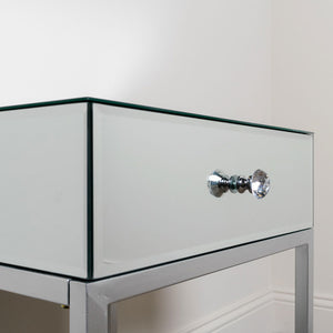 Stylish Mirrored End Table with Drawer